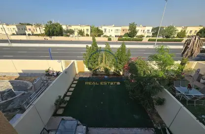 فيلا - 2 غرف نوم - 3 حمامات للايجار في الينابيع 9 - الينابيع - دبي