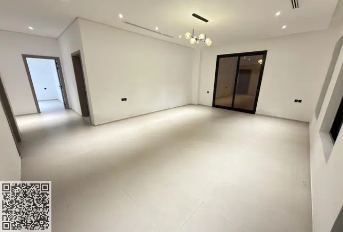 147327796 - Property Image 3