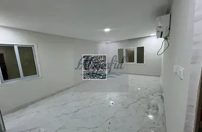 عمارة بالكامل - 8 غرف نوم - 8 حمامات للايجار في النخيل 1 - النخيل - عجمان