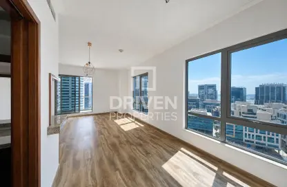 Apartment - 1 Bedroom - 1 Bathroom for sale in South Ridge 4 - South Ridge - Downtown Dubai - Dubai