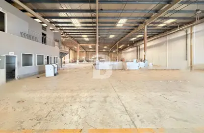 Warehouse - Studio for rent in Phase 2 - Dubai Investment Park (DIP) - Dubai