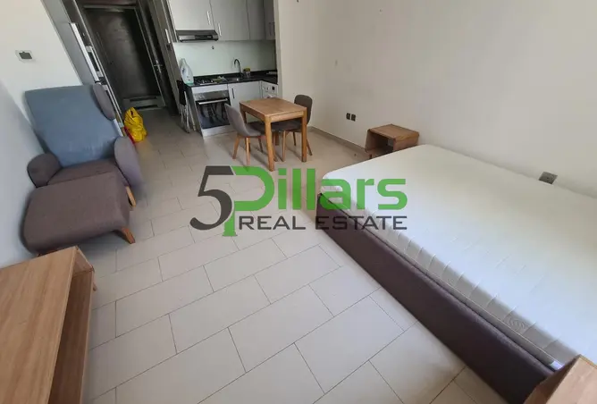 145524450 - Property Image 2