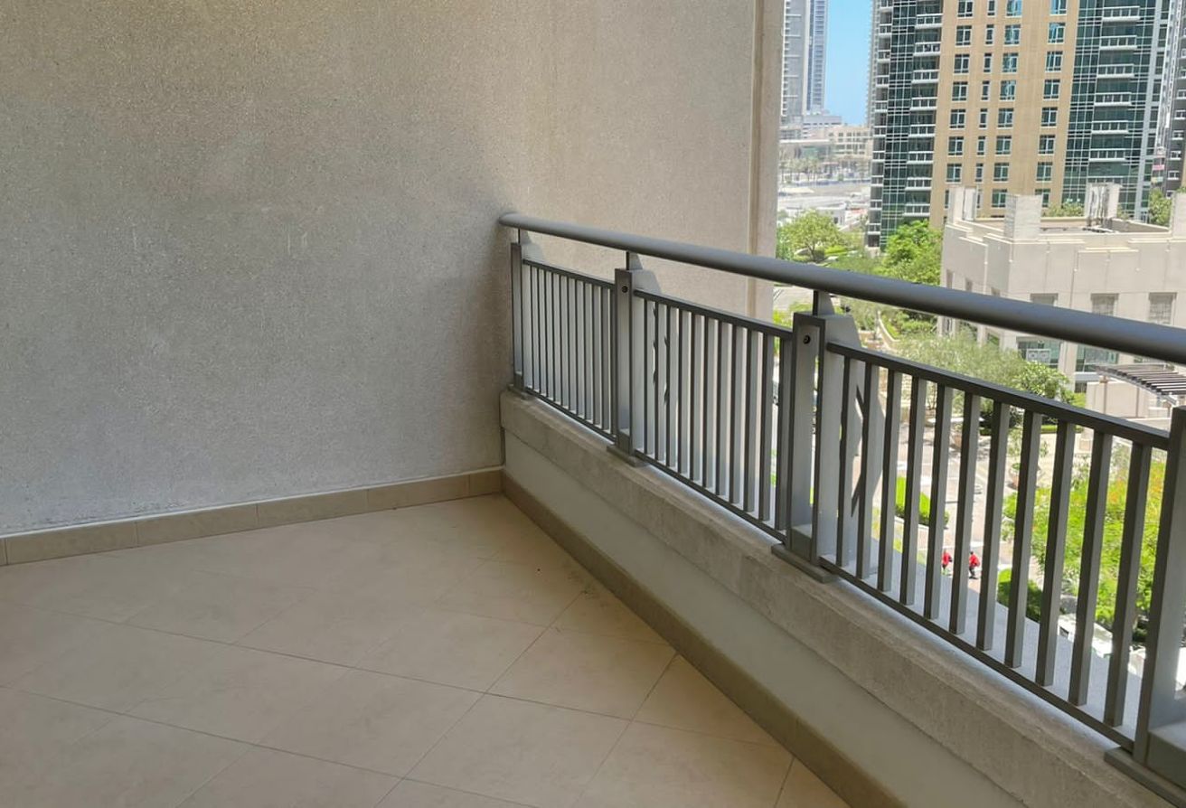 Burj Khalifa View| Spacious Unit| Contact Now! — image 9