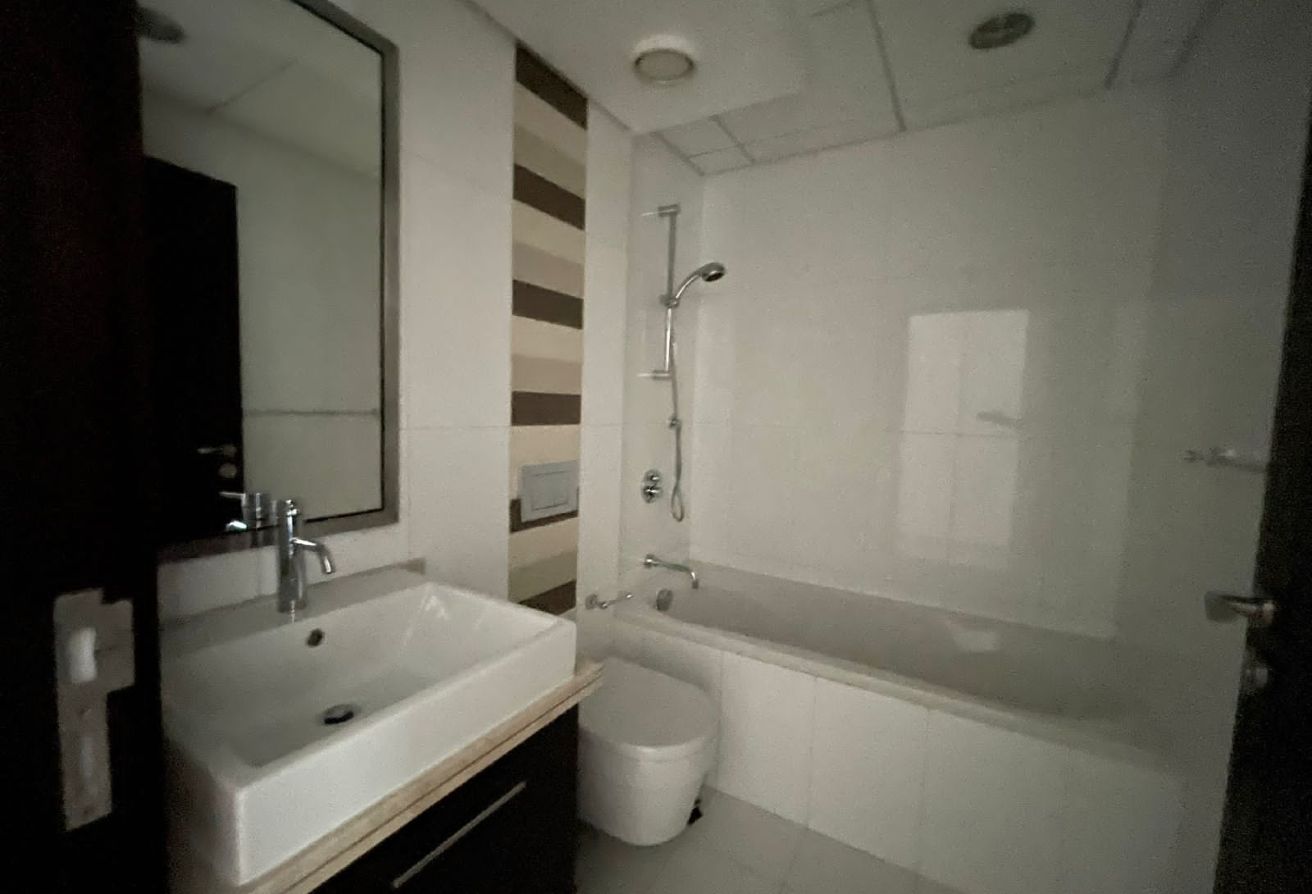 Burj Khalifa View| Spacious Unit| Contact Now! — image 15