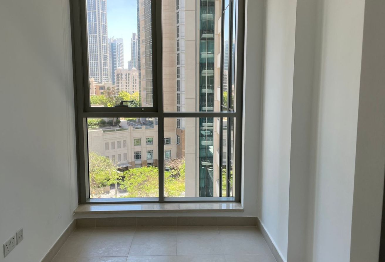 Burj Khalifa View| Spacious Unit| Contact Now! — image 11