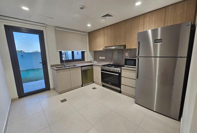 111418181 - Property Image 3