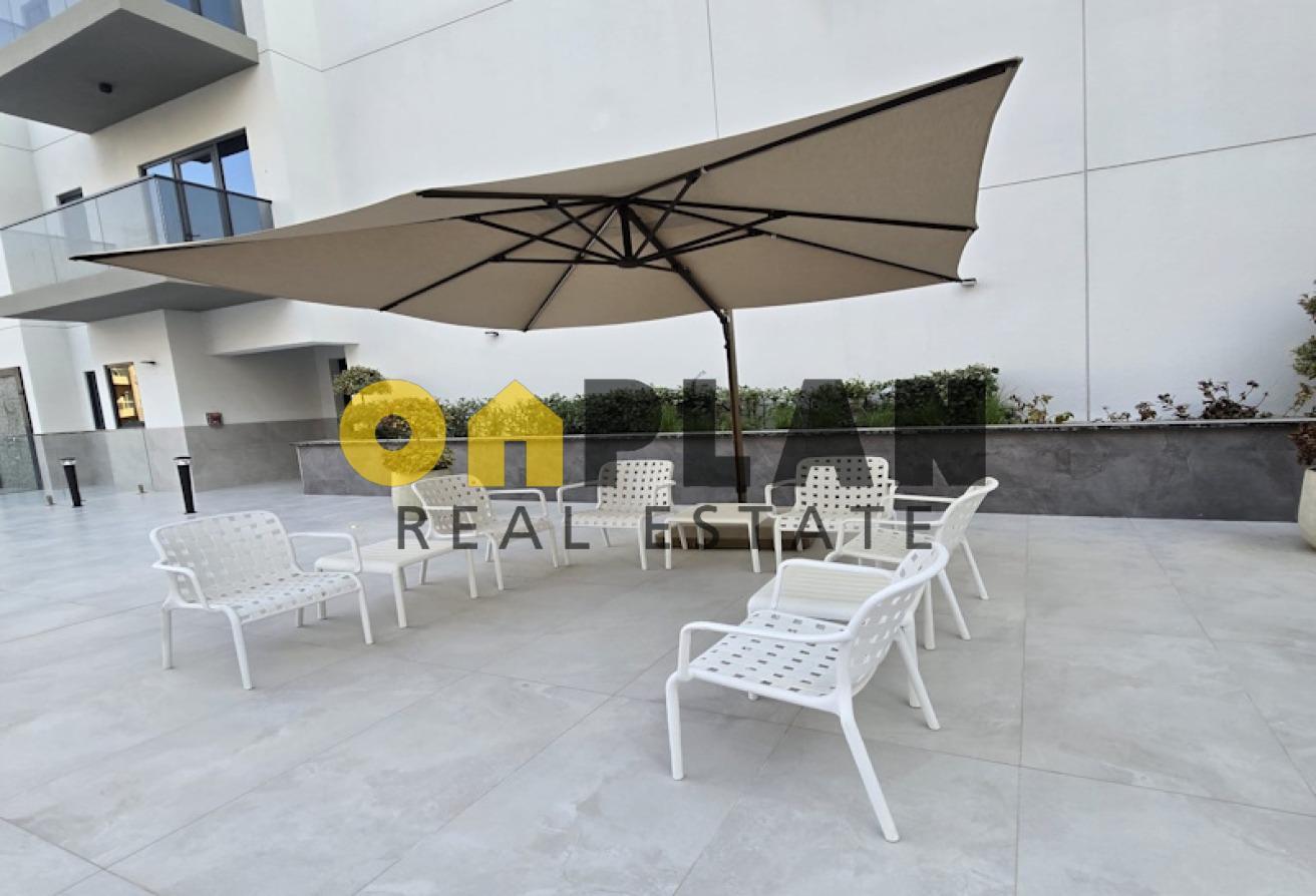 Studio with Balcony l Call now l Ready to Move in photo 7