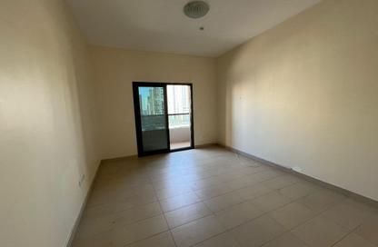 Apartment - 2 Bedrooms - 3 Bathrooms for rent in Al Khan Corniche - Al Khan - Sharjah