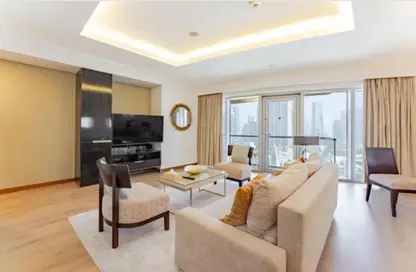 Apartment - 1 Bedroom - 2 Bathrooms for rent in The Dubai Mall Residences - Downtown Dubai - Dubai