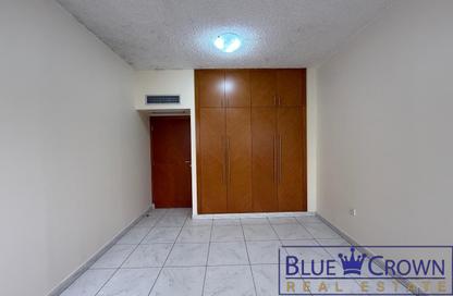 Apartment - 2 Bedrooms - 2 Bathrooms for rent in Silver Sands 1 - Al Mankhool - Bur Dubai - Dubai