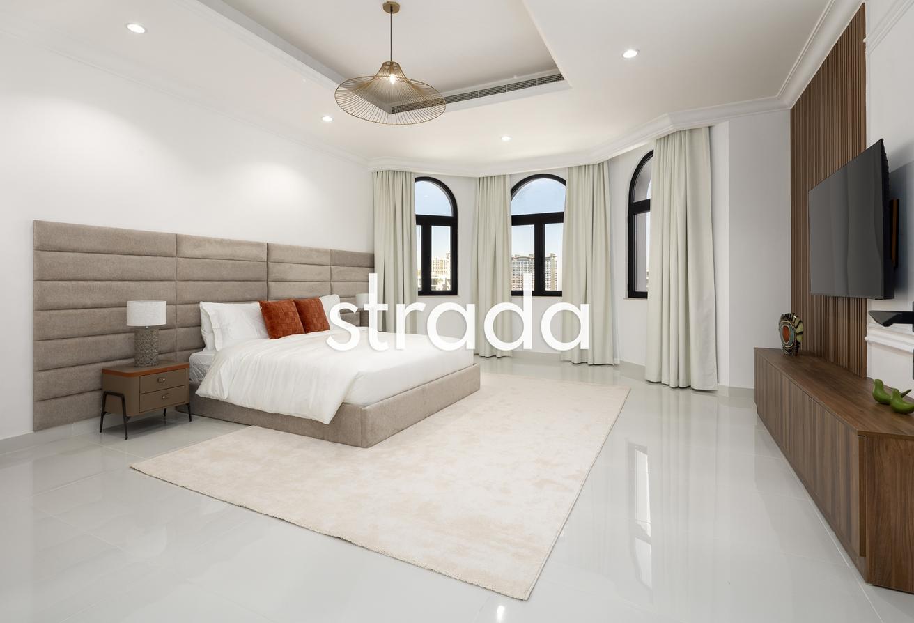 Upgraded | Atrium | High Number photo 17