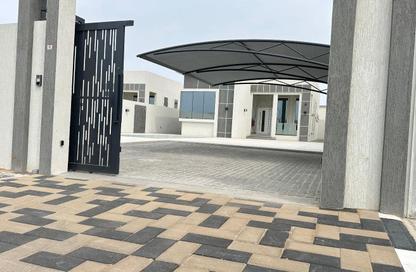 Villa - 3 Bedrooms - 3 Bathrooms for rent in Seih Al Uraibi - Ras Al Khaimah