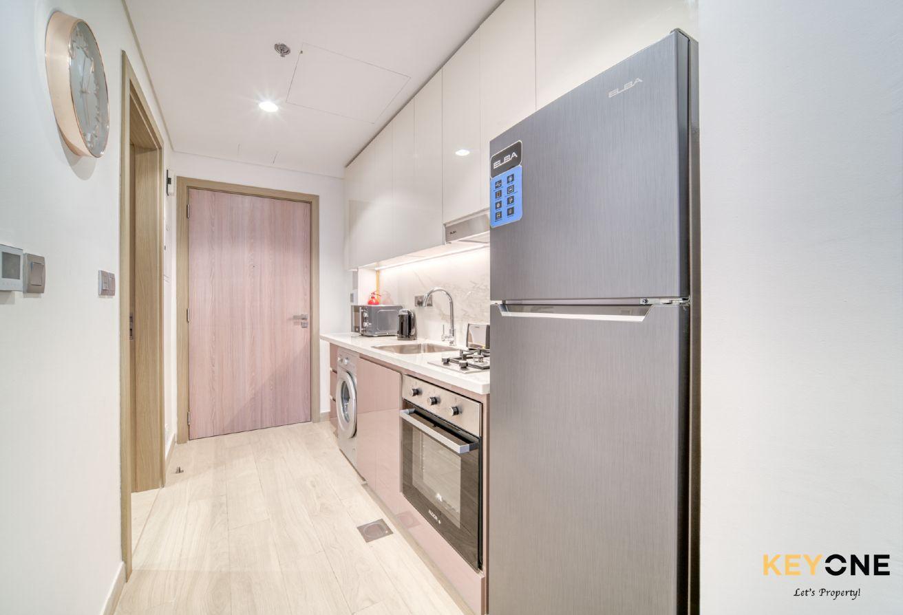 Spacious Azizi Riviera Studio photo 16