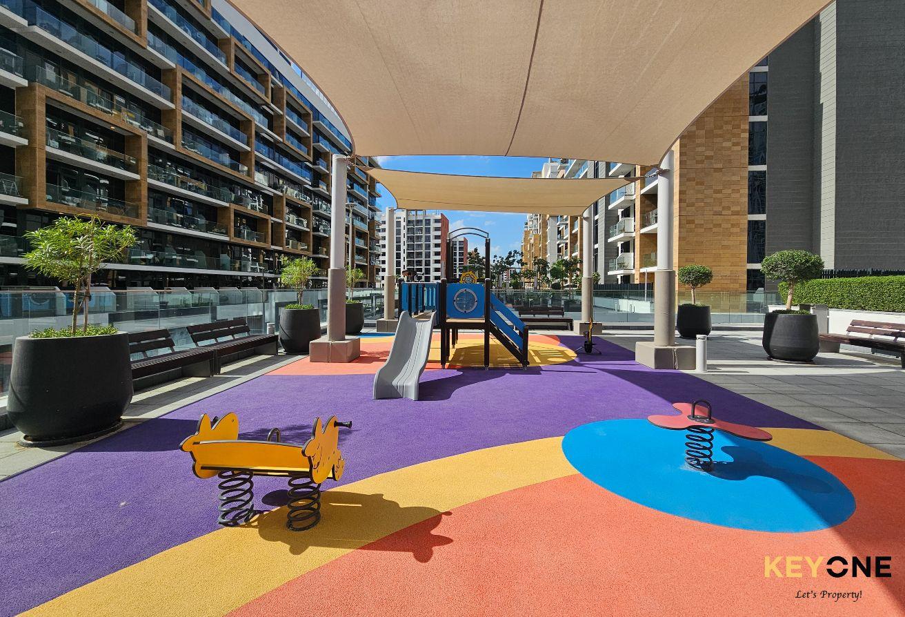 Spacious Azizi Riviera Studio photo 27