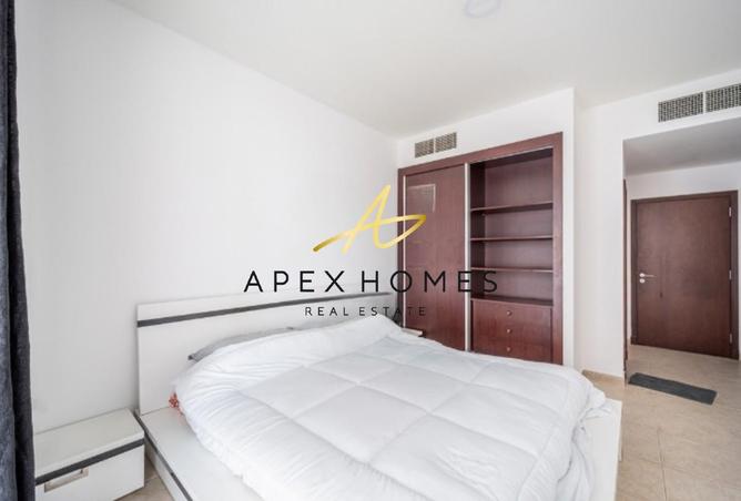 70292195 - Property Image 3