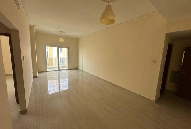 87464304 - Property Image 3