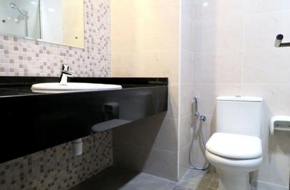 Apartment - Studio - 1 Bathroom for rent in Al Souk Al Kabeer - Bur Dubai - Dubai