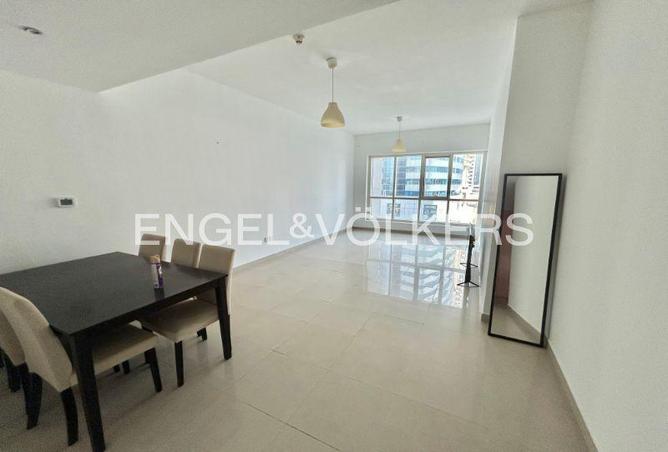 54949203 - صورة العقار 2