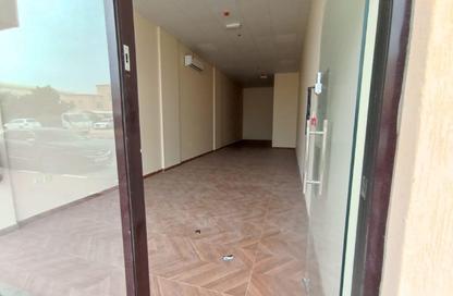 Shop - Studio - 1 Bathroom for rent in Al Jawhara Building - Al Rawda 3 - Al Rawda - Ajman