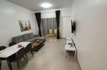 Apartment - 1 Bedroom - 2 Bathrooms for rent in Jeewar - District 11 - Jumeirah Village Circle - Dubai