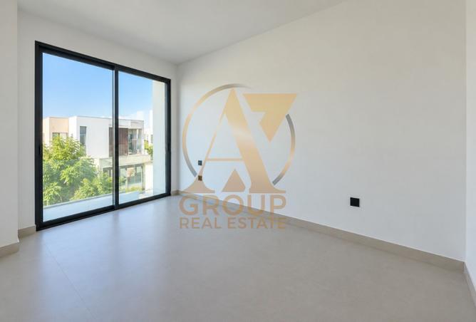 3BR Townhouse | Aura Gardens | Prime Location photo 2