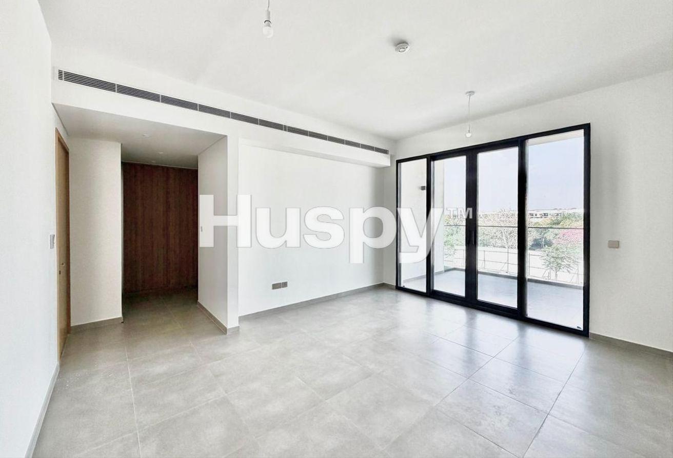 Vastu | Overlooking Clubhouse | Private Pool photo 8