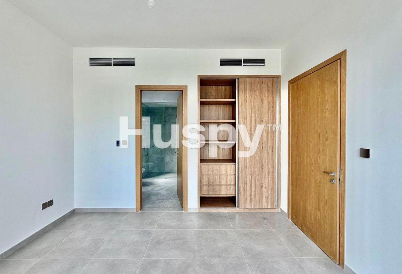 Vastu | Overlooking Clubhouse | Private Pool photo 17