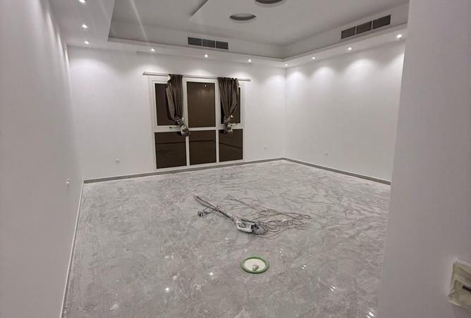 79442996 - Property Image 2