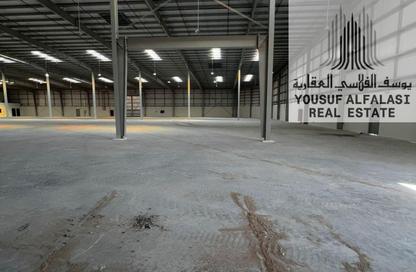 Warehouse - Studio - 2 Bathrooms for rent in Umm Al Thuoob - Umm Al Quwain