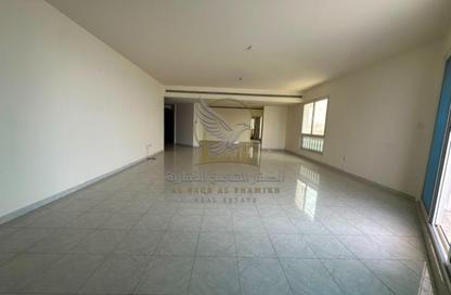 Apartment - 4 - 6 for rent in Al Majaz 3 - Al Majaz - Sharjah Apartment - 4 - 6 for rent in Al Majaz 3 - Al Majaz - Sharjah