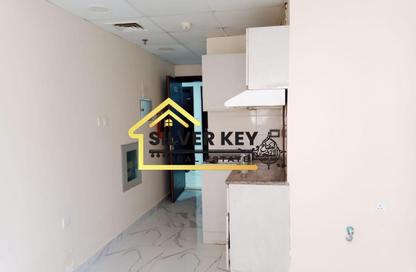 Apartment - Studio - 1 Bathroom for rent in Bu Tina - Al Sharq - Sharjah Apartment - Studio - 1 Bathroom for rent in Bu Tina - Al Sharq - Sharjah