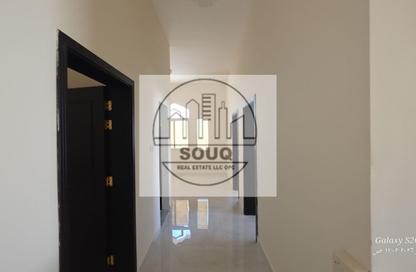 Villa - 4 - 5 for rent in Seih Al Uraibi - Ras Al Khaimah
