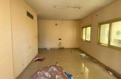 Apartment - Studio - 1 Bathroom for rent in Rolla Square - Rolla Area - Sharjah