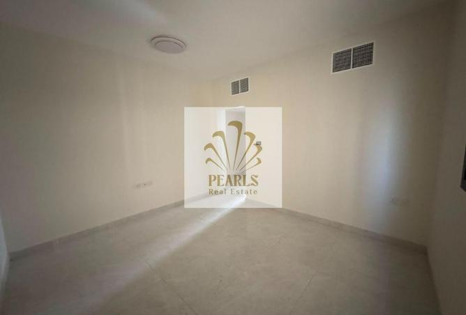 127488975 - Property Image 3