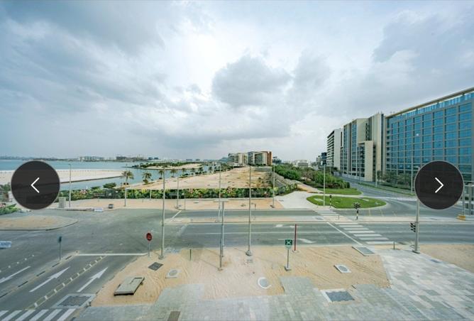 1-bed apartment · Water view