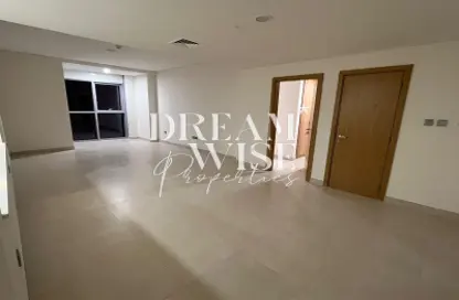 شقة - غرفة نوم - 2 حمامات للايجار في أبراج راديانت فيوز - مدينة الأضواء - جزيرة الريم - أبوظبي