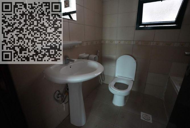 121982019 - Property Image 2