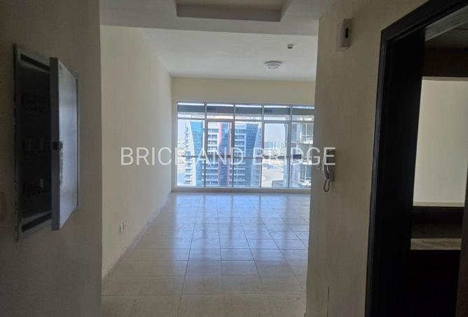 Chiller Free 1BR | Large Layout | 4 Cheques photo 2