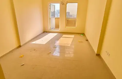 Apartment - 3 Bedrooms - 3 Bathrooms for rent in Al Khan Corniche - Al Khan - Sharjah Apartment - 3 Bedrooms - 3 Bathrooms for rent in Al Khan Corniche - Al Khan - Sharjah