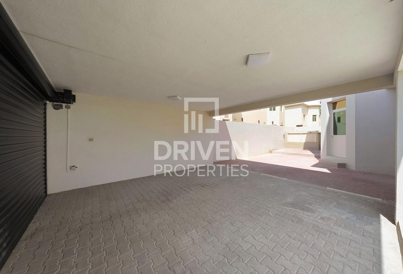 Fully Upgraded Luxury Villa | Near Union Coop photo 27