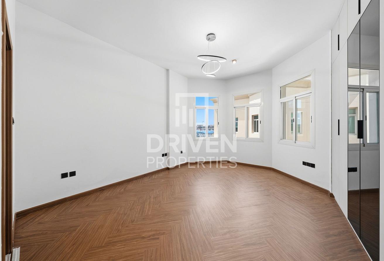 Fully Upgraded Luxury Villa | Near Union Coop photo 12