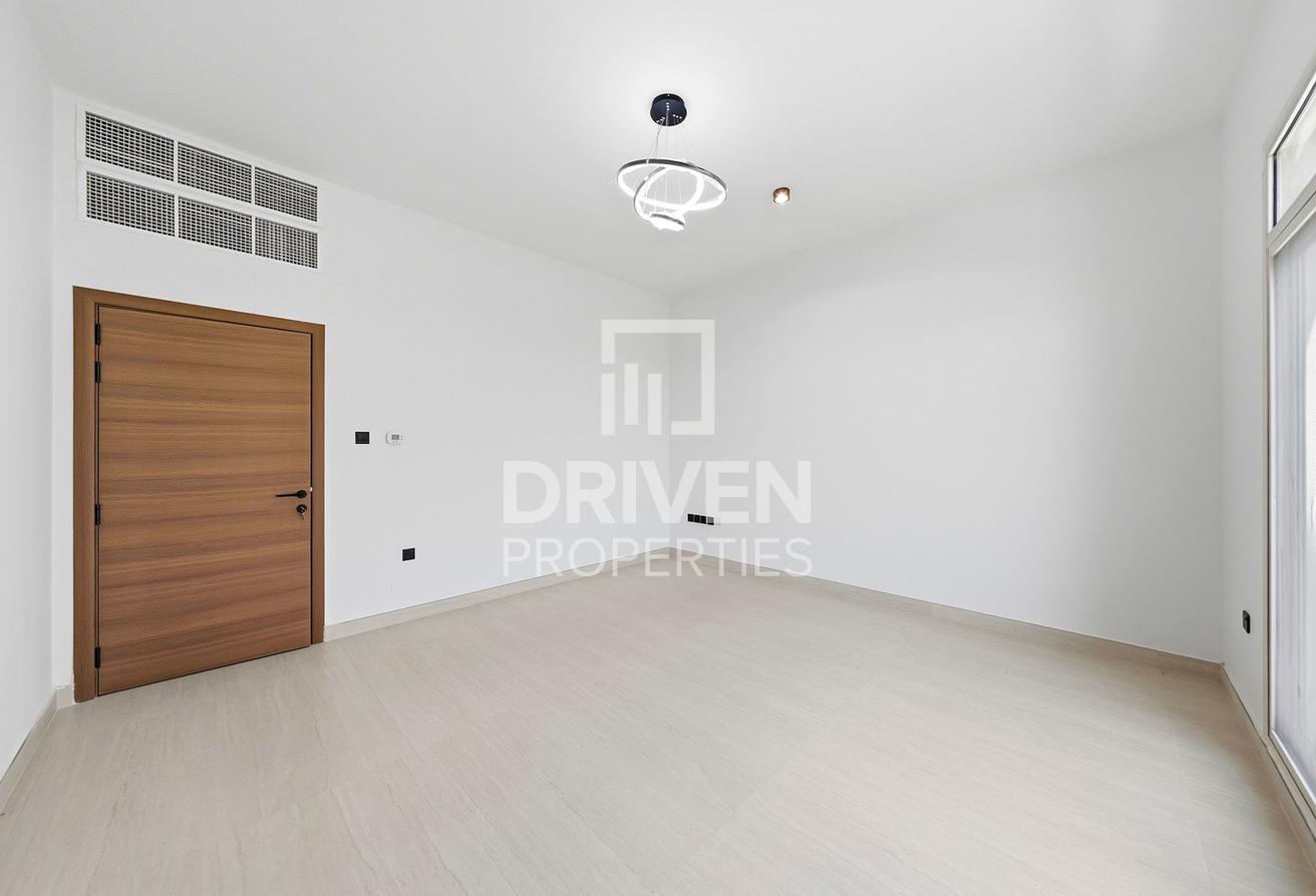 Fully Upgraded Luxury Villa | Near Union Coop photo 9