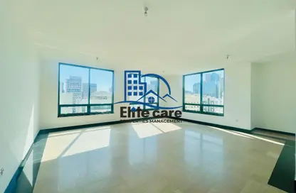 Apartment - 3 Bedrooms - 5 Bathrooms for rent in Liwa Centre Tower 2 - Liwa Centre Towers - Hamdan Street - Abu Dhabi
