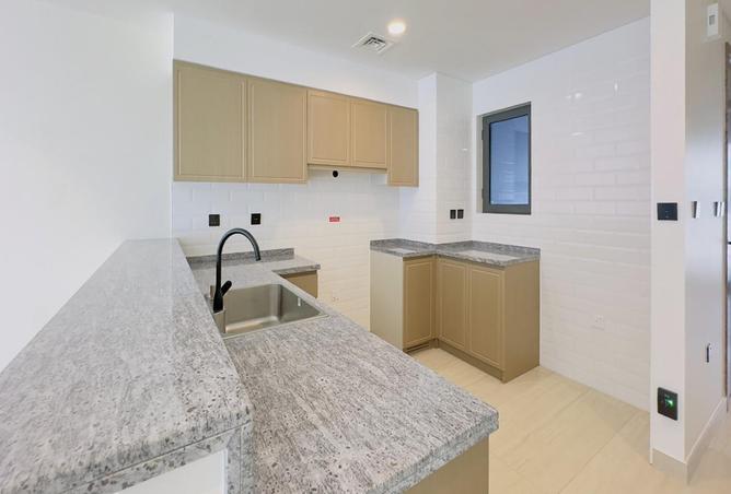 128846258 - Property Image 3
