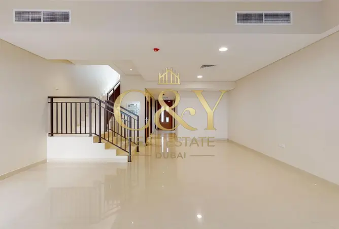 155513352 - Property Image 2