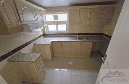 Apartment - 3 - 3 for rent in Muwaileh 29 Building - Muwaileh - Sharjah