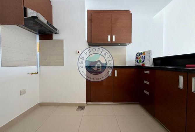 100448122 - Property Image 3