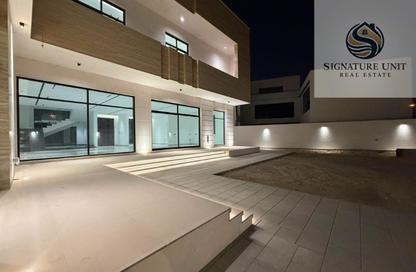 Villa - 5 Bedrooms - 7 Bathrooms for rent in Nad Al Sheba Villas - Nad Al Sheba 3 - Nad Al Sheba - Dubai Villa - 5 Bedrooms - 7 Bathrooms for rent in Nad Al Sheba Villas - Nad Al Sheba 3 - Nad Al Sheba - Dubai