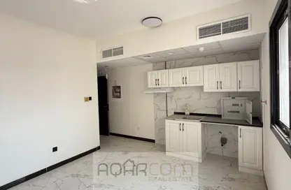 Apartment - Studio - 1 Bathroom for rent in Muwaileh Commercial - Sharjah