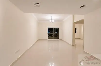 Apartment - 1 Bedroom - 2 Bathrooms for rent in Muwaileh 29 Building - Muwaileh - Sharjah